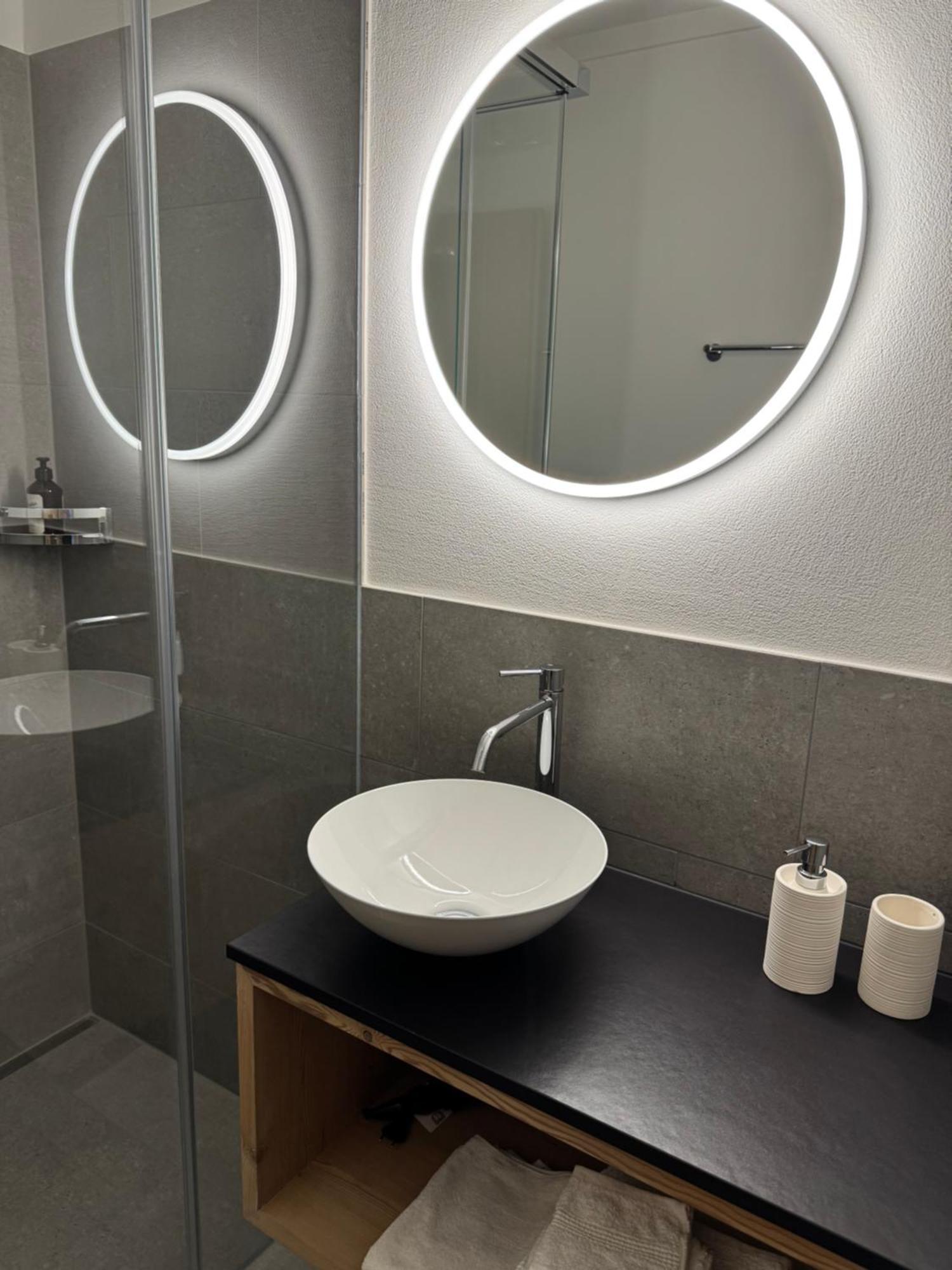 Lohn Ustreia Orta B&B 외부 사진