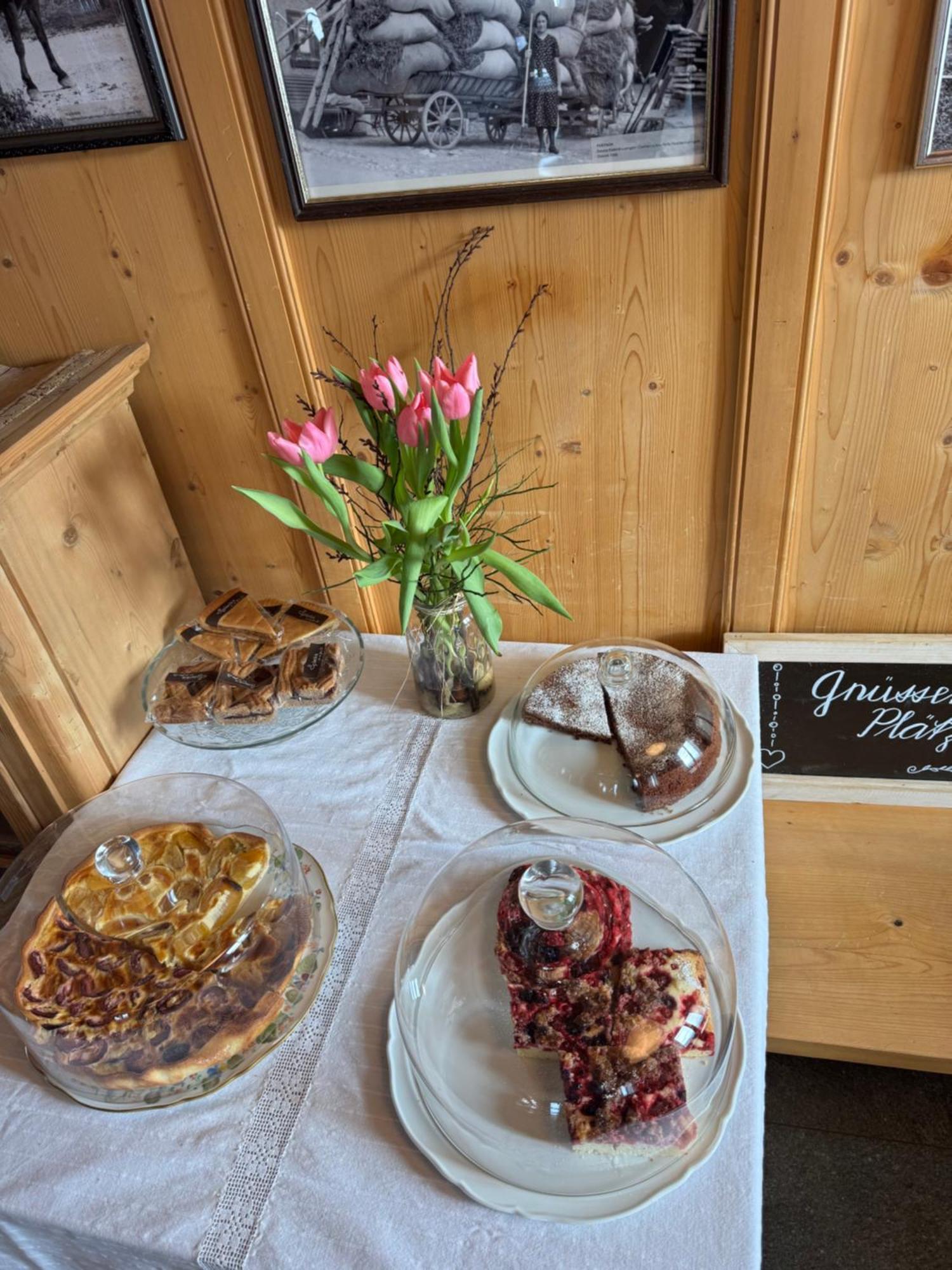 Lohn Ustreia Orta B&B 외부 사진